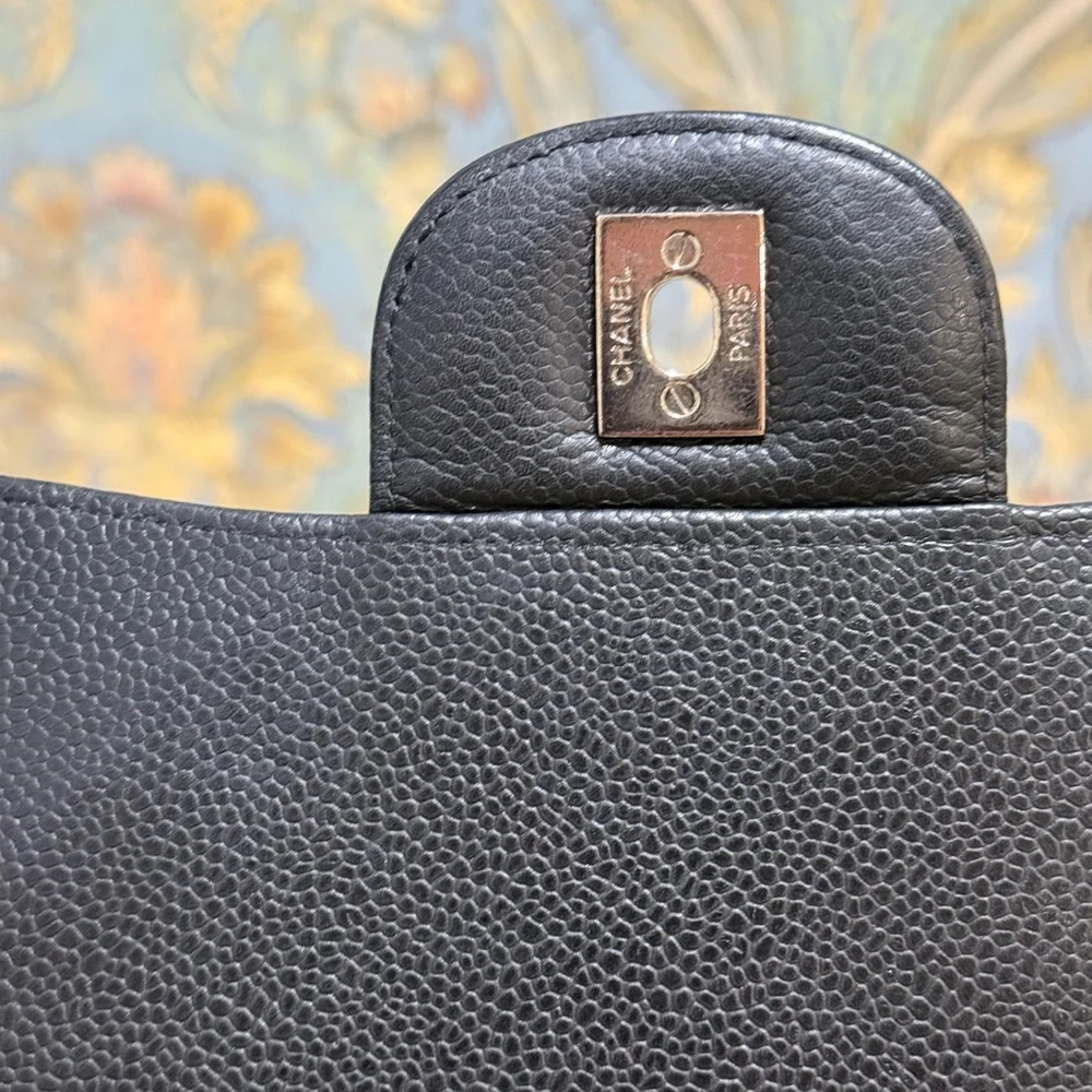 Chanel Black Caviar Maxi Classic Single Flap with Silver Hardware - Picture 13 of 16